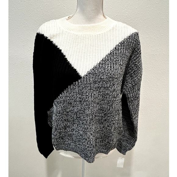 BCX Juniors Black Colorblocked Crewneck Sweater Size L | Trendy Women's Top B21 - Picture 1 of 8